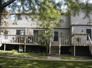 6282 Meadowlark Ln N, Maple Grove, MN 55369