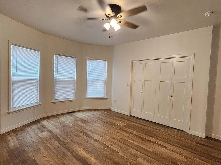 908 E Gorham St #1 — Photo 16