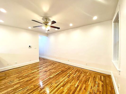 3rd image of 4507 43rd Ave APT 2A