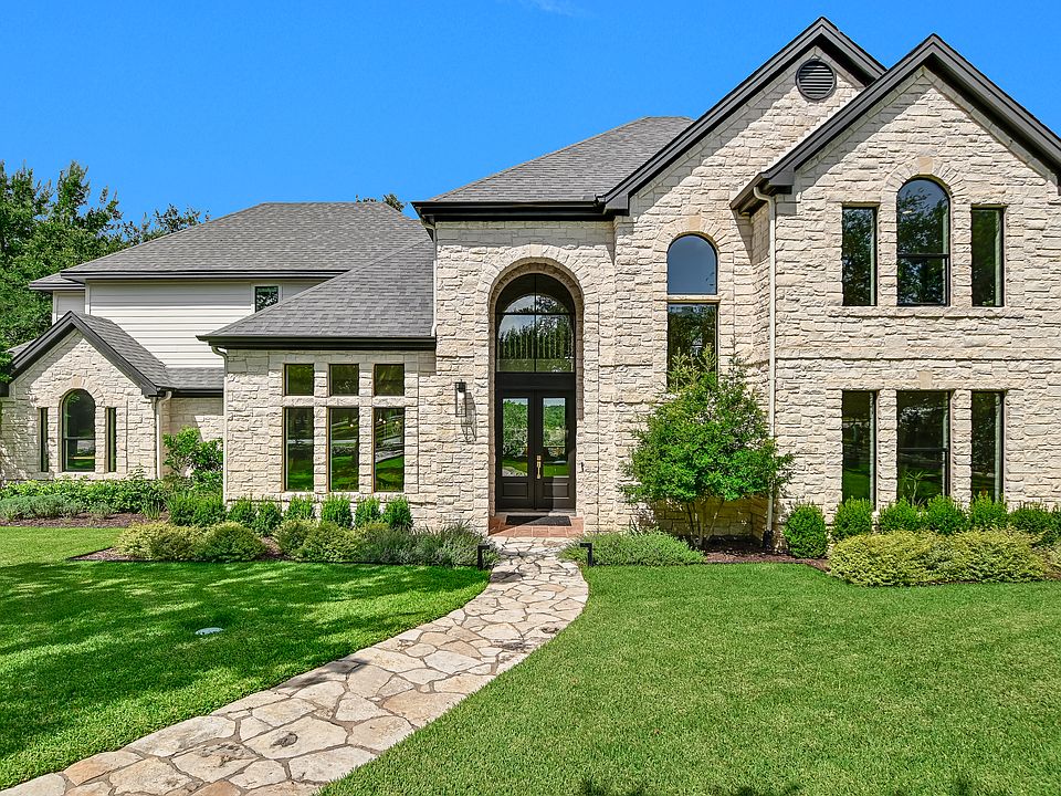 1st image of 800 Crystal Mountain Dr