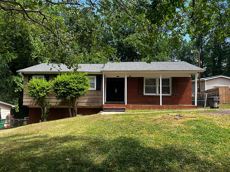 430 Westham Ridge Rd — Photo 1