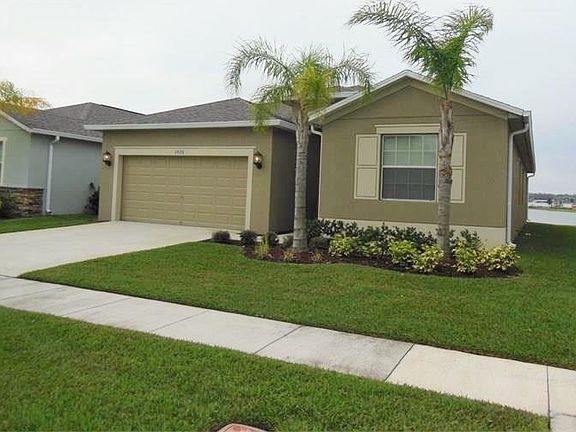 2nd image of 1920 Thetford Cir