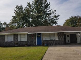 2417 Forrest St, Pascagoula, MS 39581