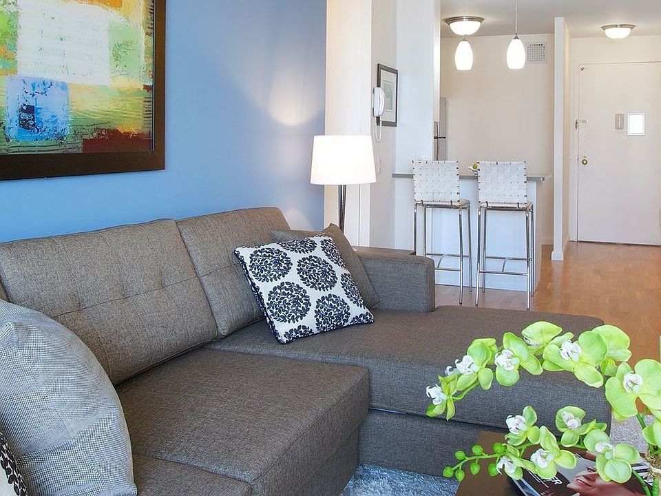 1st image of 355 S End Ave APT 31F