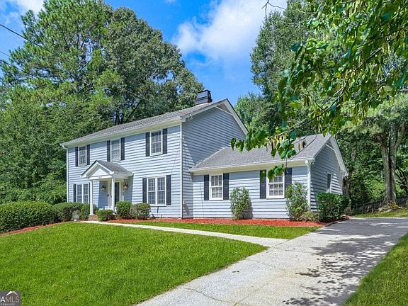 2nd image of 5717 Braddock Ct