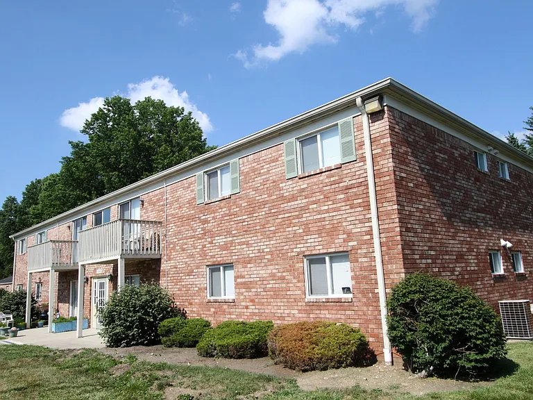 Dublin Glen Apartments — Photo 9