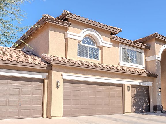 3rd image of 1724 E COCONINO Drive