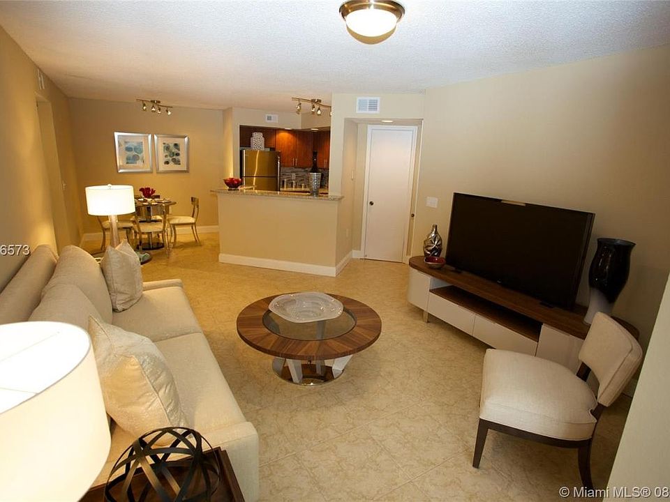 1st image of 12760 Vista Isles Dr APT 726