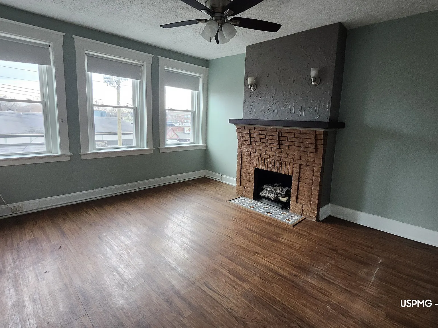 Hamilton Avenue, 7504/06 (45231) - 7504 — Photo 1