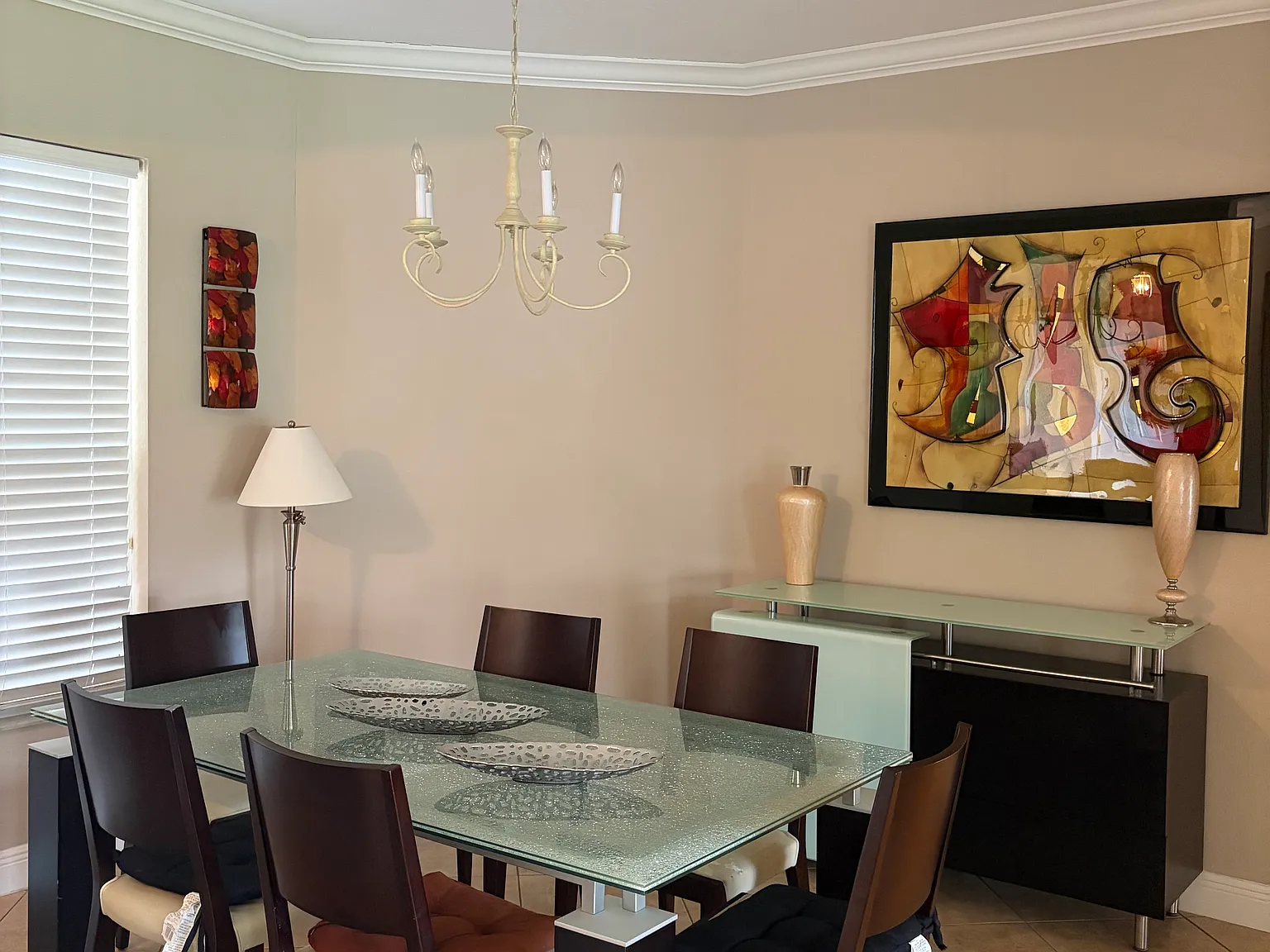4 bed, 2269 sqft, $2,375 — Photo 4
