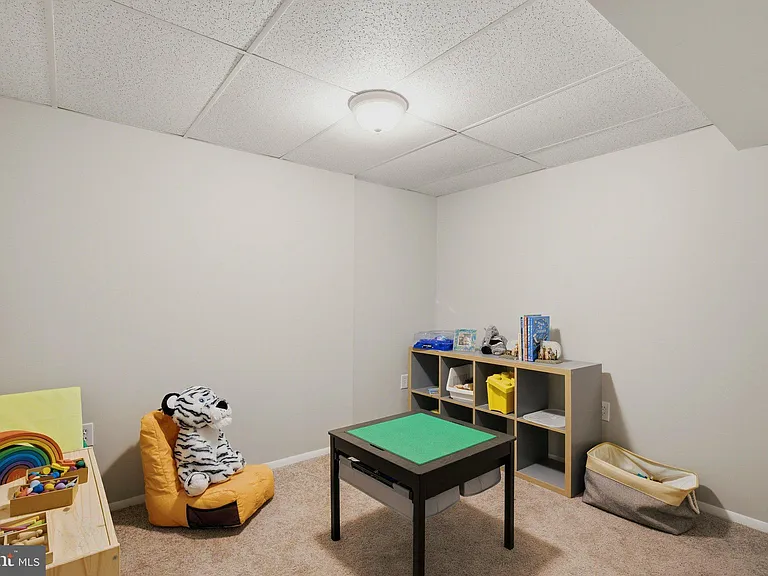 2641 Dogwood Ln — Photo 30