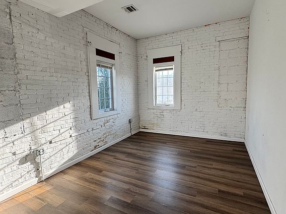 5th image of 1796 Main St APT 5