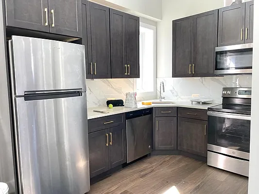 Rented by ATM Realty Service Inc | media 27