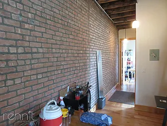 Rented by Rennit Inc.