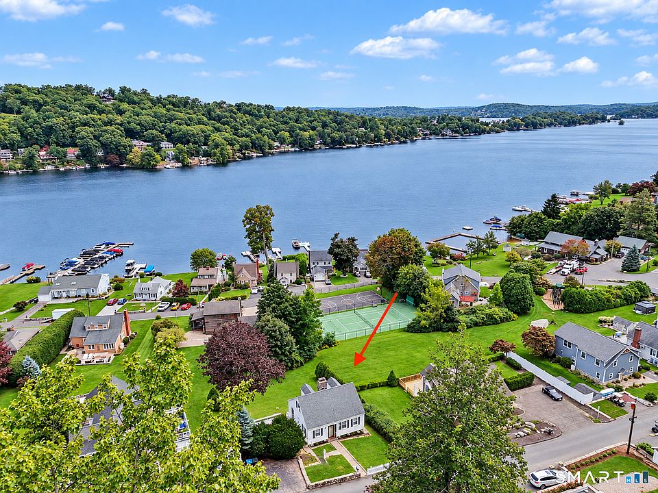 1st image of 9 Candlewood Knolls Road