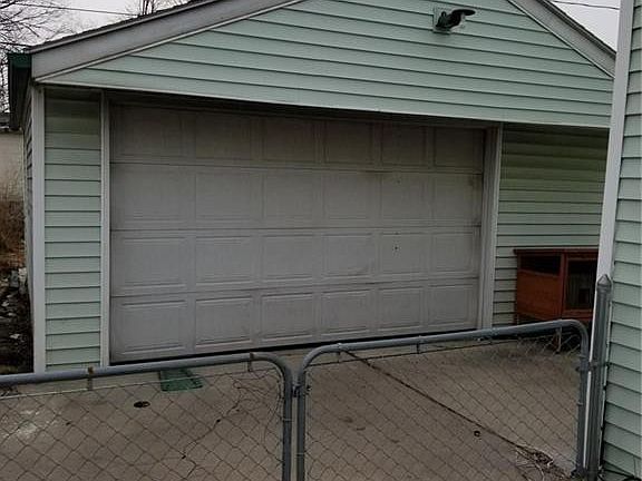 2nd image of 2008 Blandin St