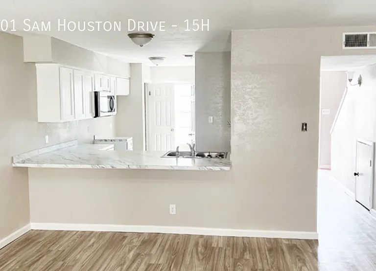 1501 Sam Houston Dr — Photo 37