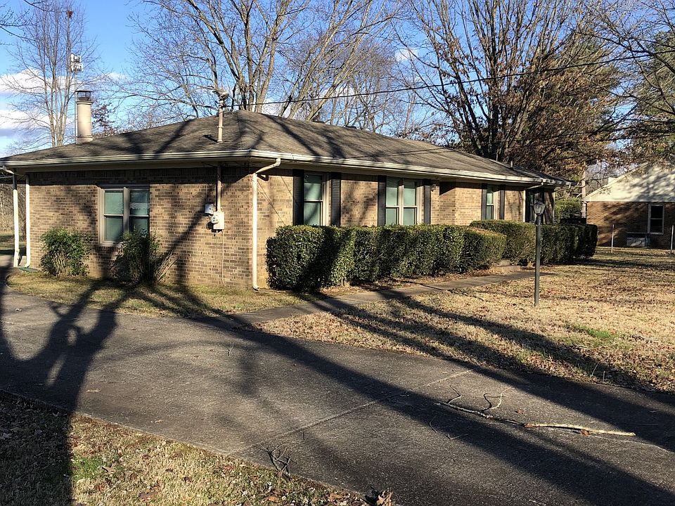 2nd image of 2029 Tulip Hill Dr