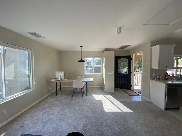 1 bed, 593 sqft, $2,500 — Photo 2