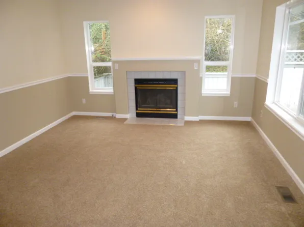 627 Portage St, Arlington, WA 98223