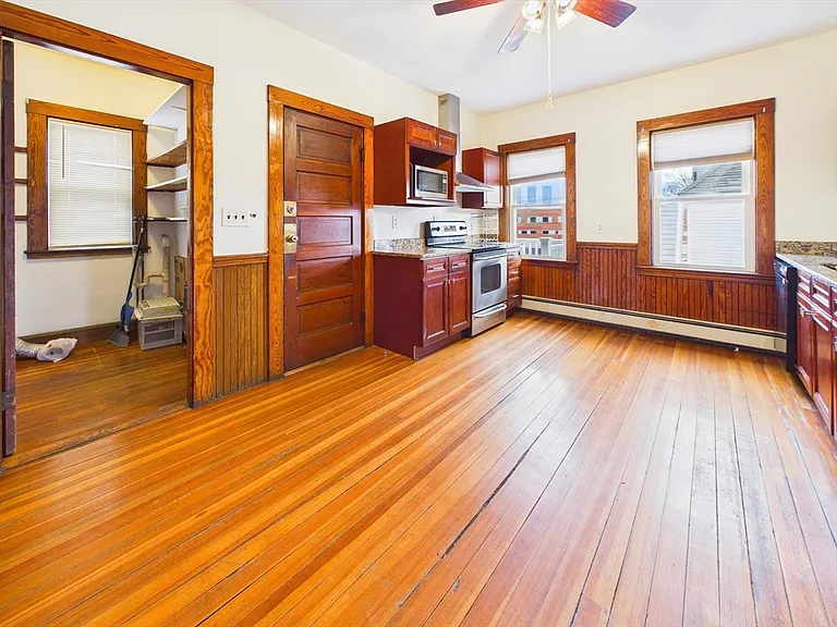 5-7 Hoyle St #7 — Photo 4