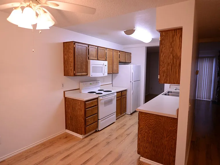 7510 Bearfoot Cir #1 — Photo 3