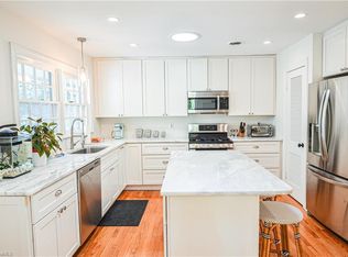 801 Kenwick Dr, Winston Salem, NC 27106