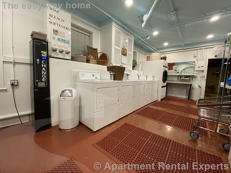 884 Massachusetts Ave #516 — Photo 24