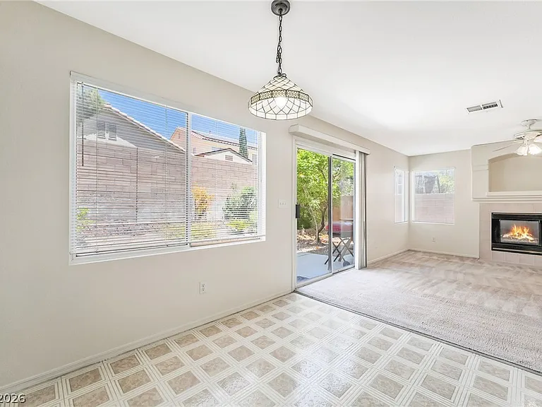 9888 Sparrow Ridge Ave — Photo 18