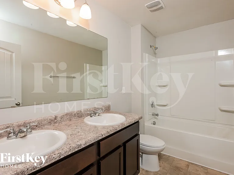 3186 SE Heritage Glen Dr — Photo 16