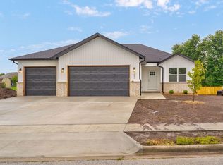 3050 E Bradford St, Republic, MO 65738