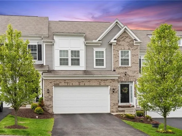 2268 Flint Dr S, Washington, PA 15301