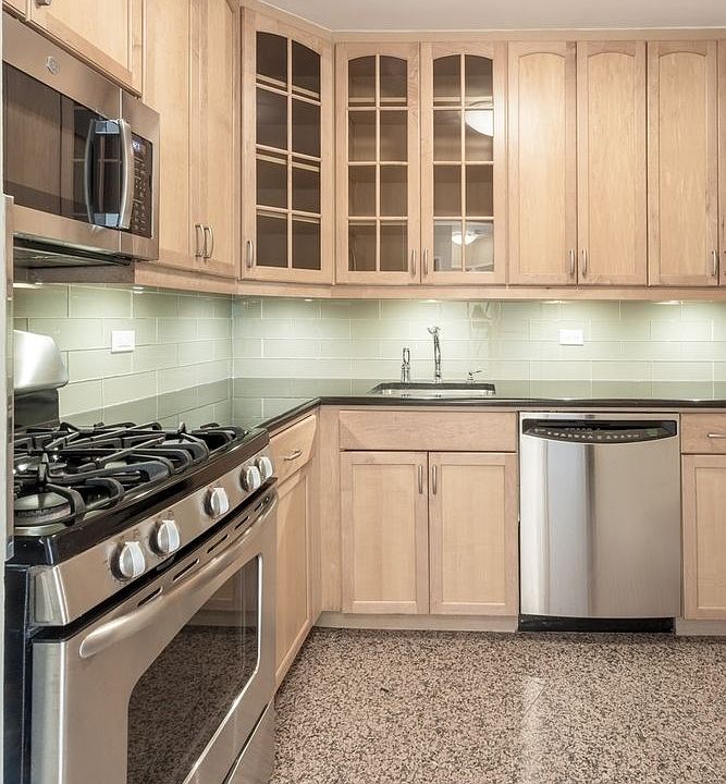 1st image of 30 W 63rd St APT 23M