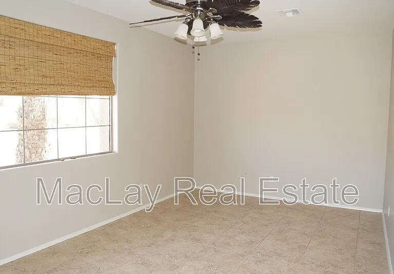 203 W Cedar Dr — Photo 10