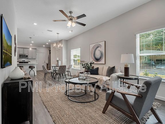 5th image of 2976 Oak Park Way APT B