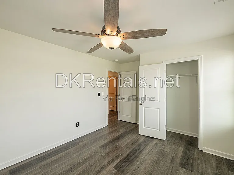 126 Verona Dr NW — Photo 11