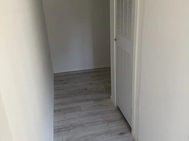 129 Walnut Dr — Photo 8