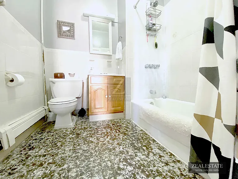510 73rd St #2 — Photo 10