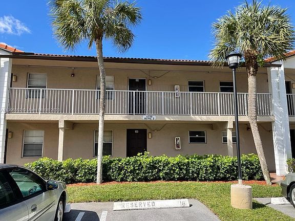 3rd image of 8750 Royal Palm Blvd APT 216-3