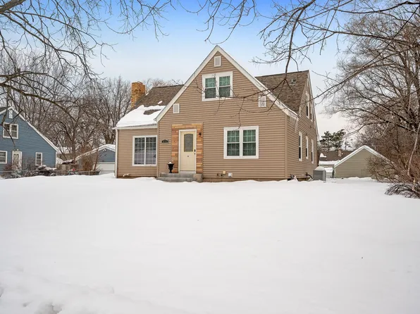 2775 90th Ln NE #2, Minneapolis, MN 55449