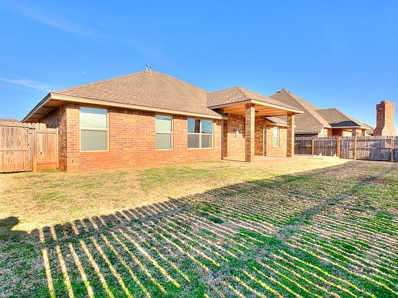 4th image of 19217 Garden Creek Ln