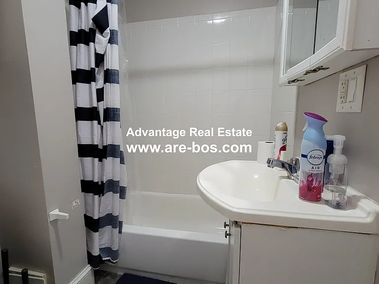 1056 Commonwealth Ave #32 — Photo 17