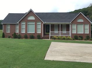 4262 Plantation Dr, Cookeville, TN 38506