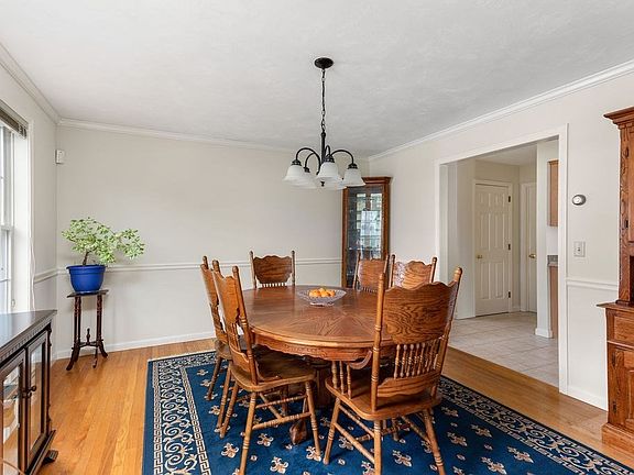 5th image of 5 Heronwood Dr