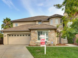 12 Deberry Ct, Sacramento, CA 95835