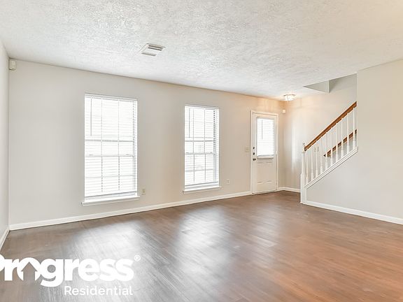 2nd image of 19014 Oakway Dr