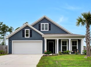 414 High Ridge Ct, Sneads Ferry, NC 28460