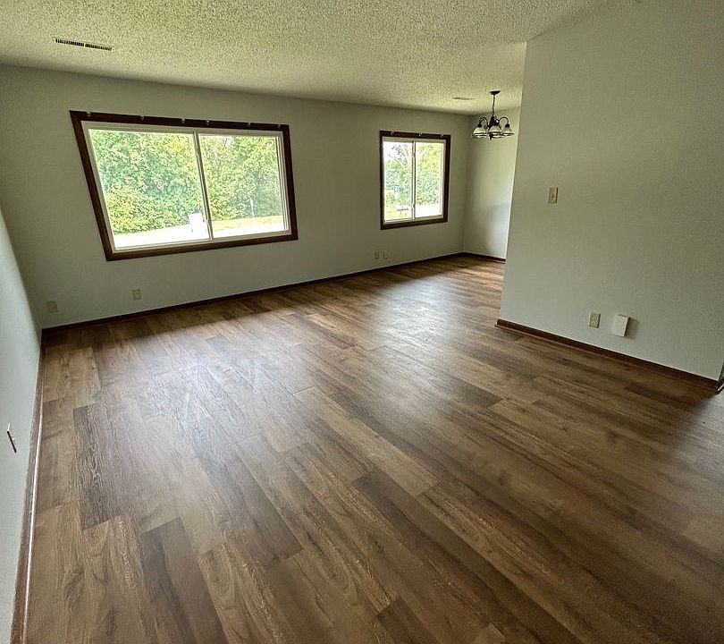 1st image of 530 S 19th St #532
