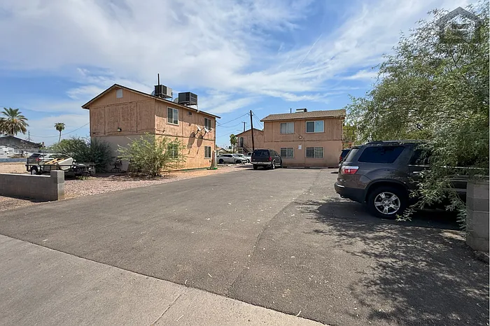 2 bed, 1.0 bath, 630 sqft, $1,199 — Photo 4