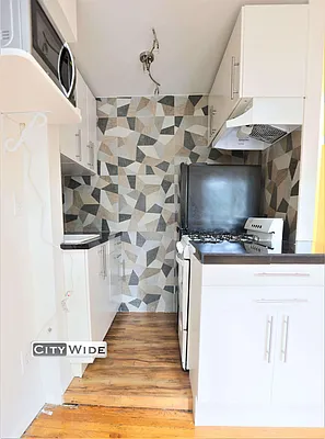 Rented by City Wide Apartments | media 6